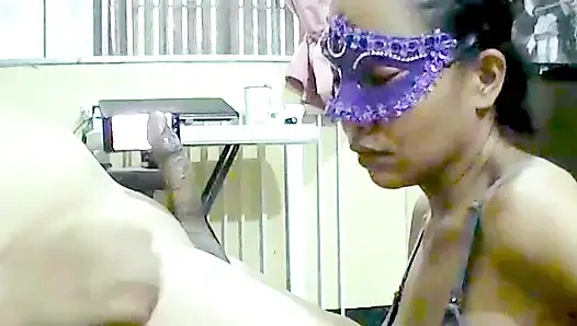 Heißer blowjob am morgen