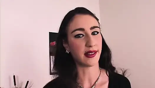 Niveauvolle &vollbusige natalie