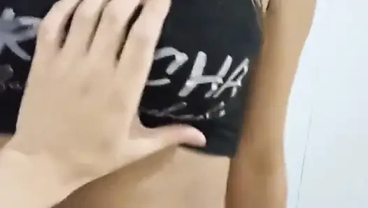 18-jährige brünette, große schlaffe titten aus New York, Usa ficken den großen schwanz ihres stiefbruders. Dicker und nivel-arsch