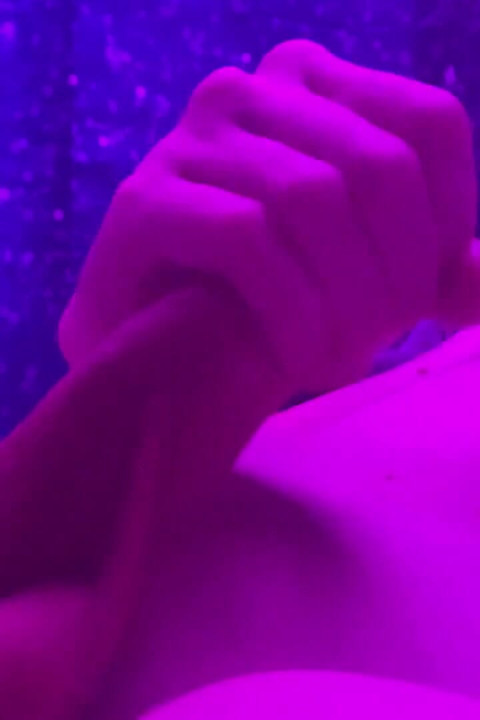 Redhead Teen Quick Orgasm Before Bed