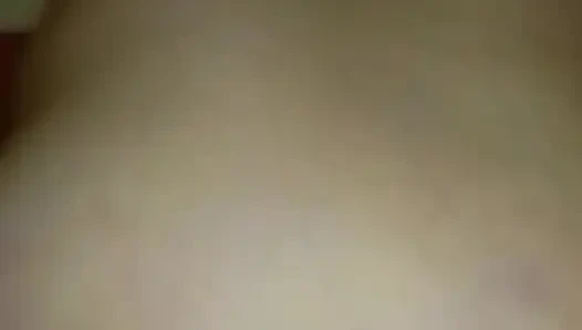 Meine Kleine Schlampe Sitzt Mit Ihrem Rosa Hintern Herum