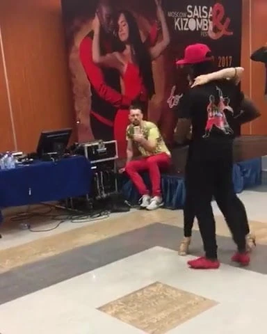 Sexy IR couple dancing