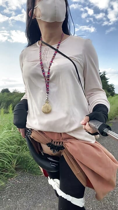 No332 电动按摩器散步