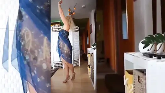 Amateur Blonde Wife Enjoys Sex