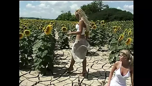 E tra Donne si Gode di Piu - Episode 2