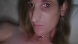 Medium trans dildo woman