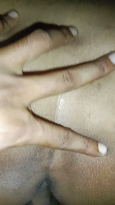Bhabhi ne padosi ko bula kar choot chudwai