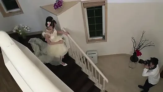 Ateşli japonlar sahne 2_sexy tıraşlı amcıklı ince Japon kadın dölleniyor