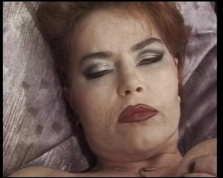 Mature Lady From Germany Is Here to Cum for You