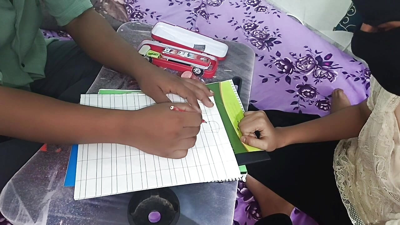 Έκανα σεξ με τη φοιτήτρια