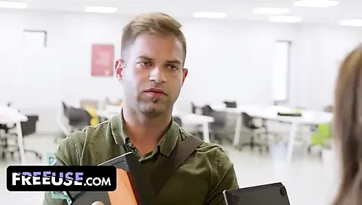 Alex dan Peter Memuaskan Kemenangan Presentasi Mark Penelope