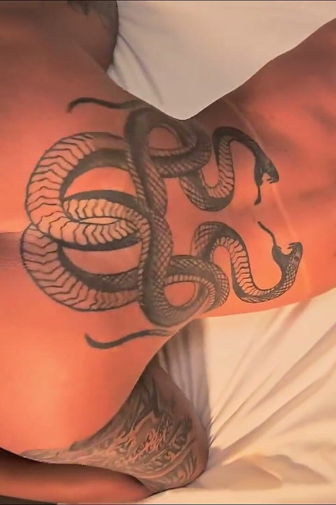 Feel Mika's pussy pulsing when cum on my dick.. what a delight this naughty.