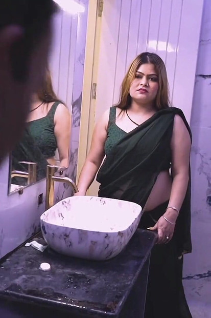Desi Hot Beautiful Girl Gets Fucked by Plumber