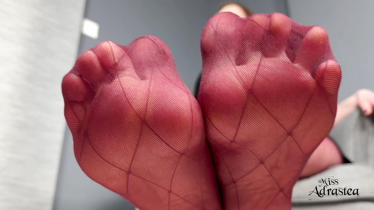 Worship My Fragrant Feet and Cum on My Countdown! - Pantyhose Domination with Foot Worship, and JOI with Miss Adrastea