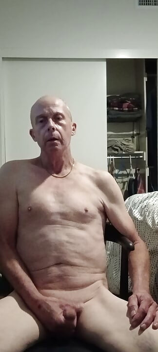 Tiny Dick Gay Man Jerking Off Taking About How A 22 Year Old Used his Hole