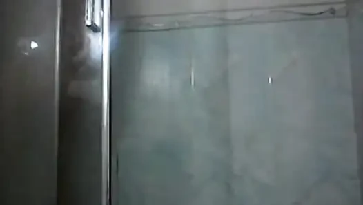 Banyoda çok azgın