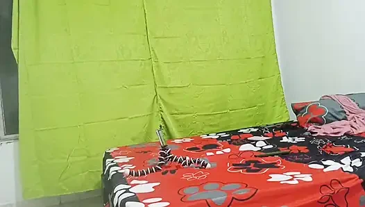 Gara-gara nggak sengaja aku sama pacarku sama ibu tiriku sendiri