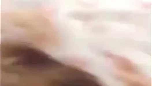 Perselingkuhan asli. Istriku dientot di pantat..