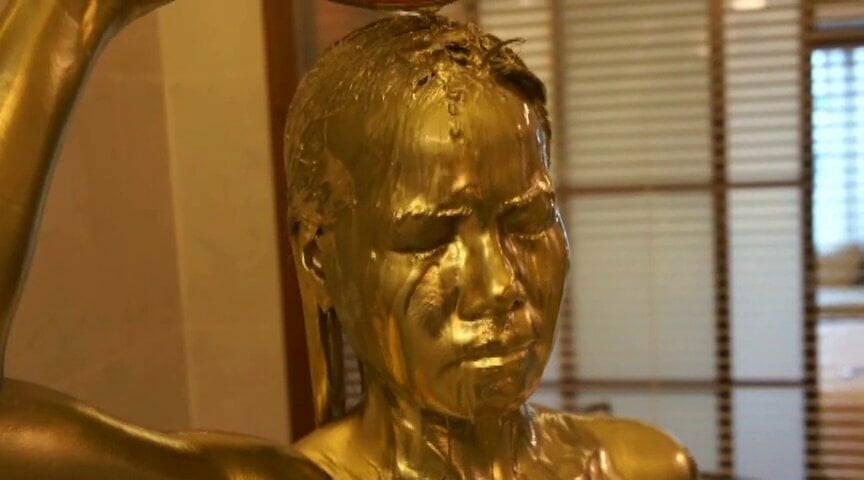 Gold paint sample 4
