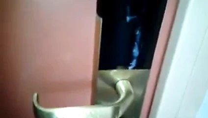 Kamu boşalmak kabin kapı