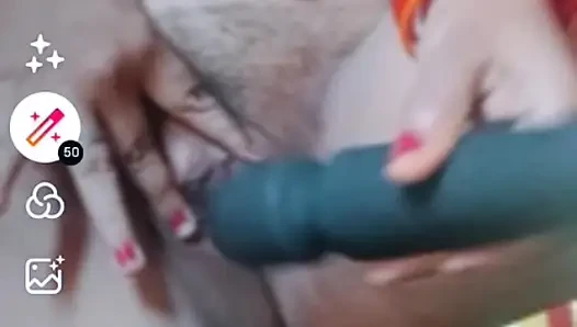 Indian Village Patni ki Videoanruf service verfügbar