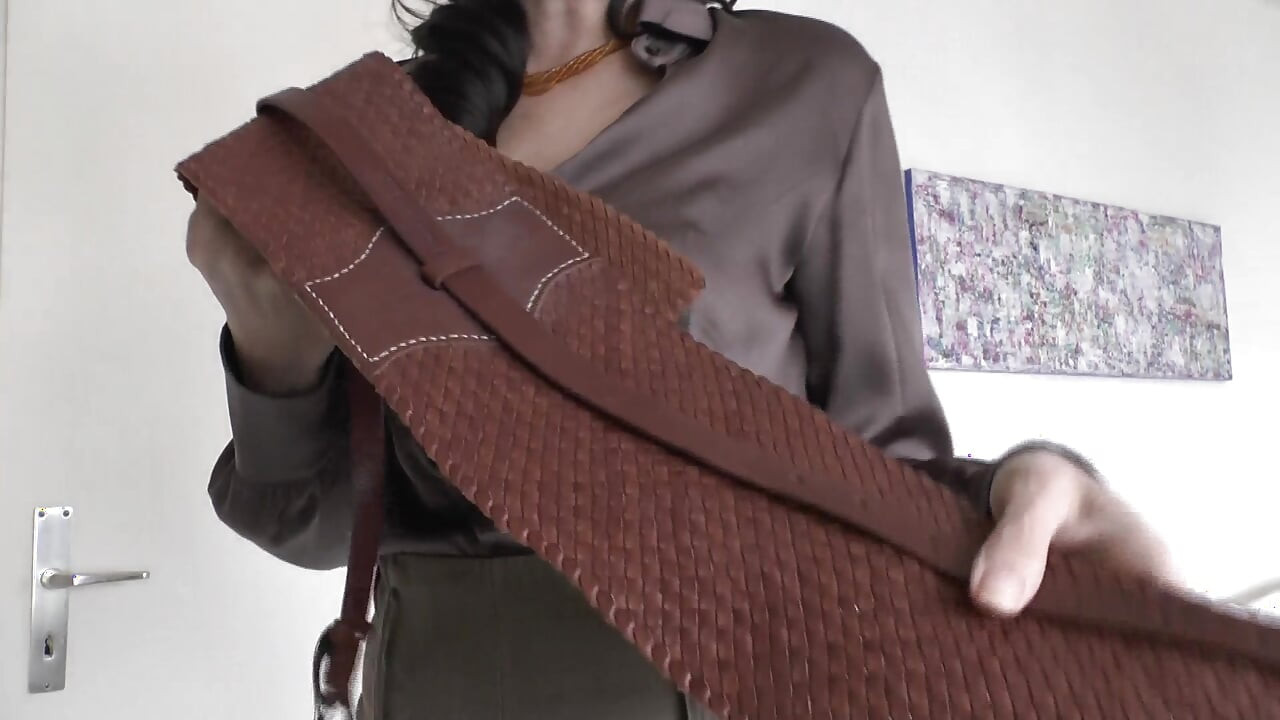 Exciting Belt Fitting with a Linen Skirt, Part 2, Lady Victoria Valente