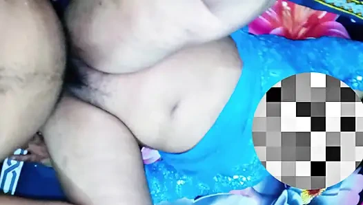 Desi devar bhabhi heißer romantischer moment im dorf, dicker arsch, anal-bangla-sex