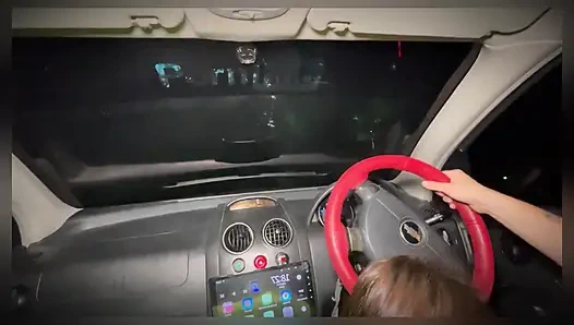 Saya Membayar Uber Dengan Blowjob Dan Bercinta Di Tempat Parkir Gedung Saya