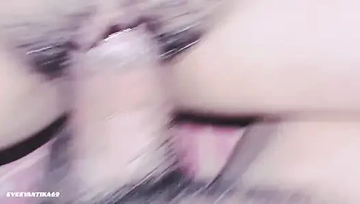 Güzel sundanese kızı sikiyor inleişi çabucak fışkırtıyor