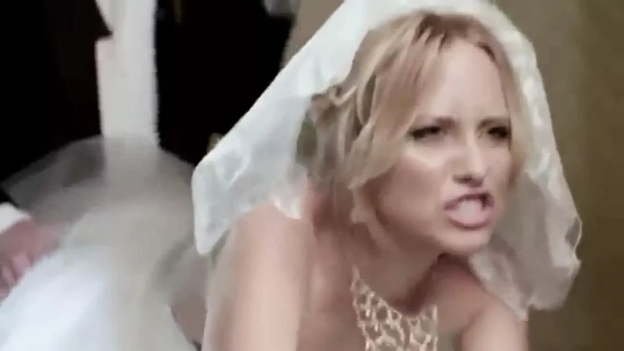 Best sex Commercial Ever ( skittles )