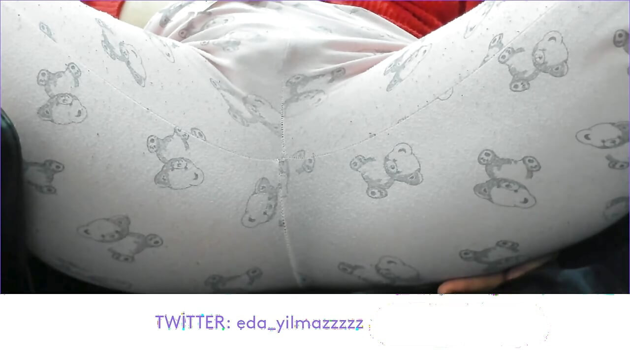 MASTURBARE ÎN PIJAMALE - MÂNGÂIERE DE PIZDĂ ÎN PIJAMALE - PORNO TURCESC
