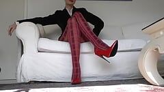 Red Tartan Punčocháče a extrémní podpatky ukazující nohy