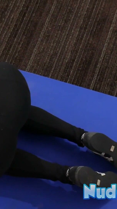 Busty Ophelia Rain Loves Herself In Yoga Pants | Clip 1