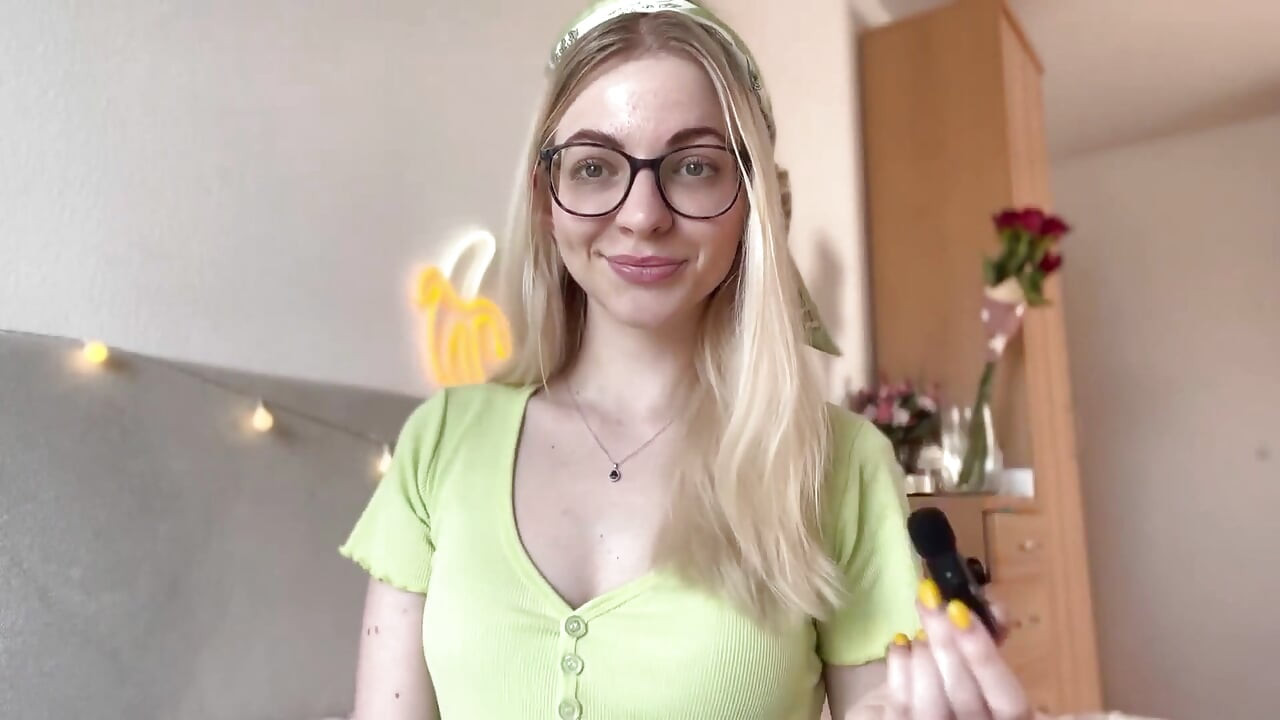 الهيمنة المالية Asmr لعب الأدوار
