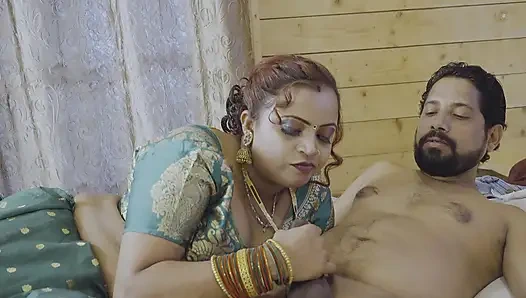 СЕКСУАЛЬНАЯ ЖЕНА СТАРШЕГО БРАТА ХОЧЕТ СДЕЛАТЬ МАССАЖ ЕЕ ТЕЛА С ЕЕ DEBORJI, ХАРДКОРНЫЙ БХАБХСКИЙ СЕКС