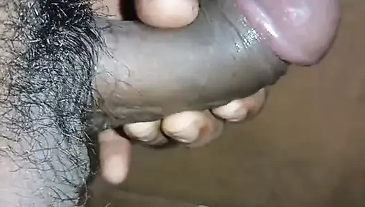 Yarağımın elle muamelesi yeni video boşalıyor
