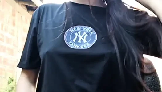 Sexy Girl Streams and Touches Herself for Fans