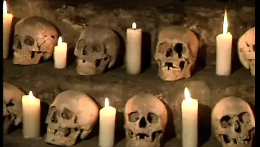 Anal Fisting and 2 Cocks to Make Laura Angel Cum