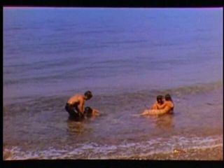 Porno Yunani untuk mainan akrogiali erota (1976)