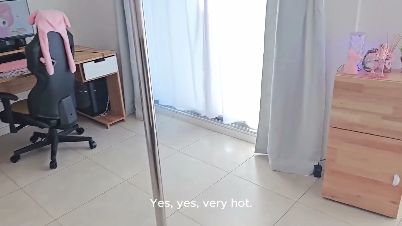 While Her Husband Is Away, She Has the Technician Set up the Internet While She Gives Him a Blowjob