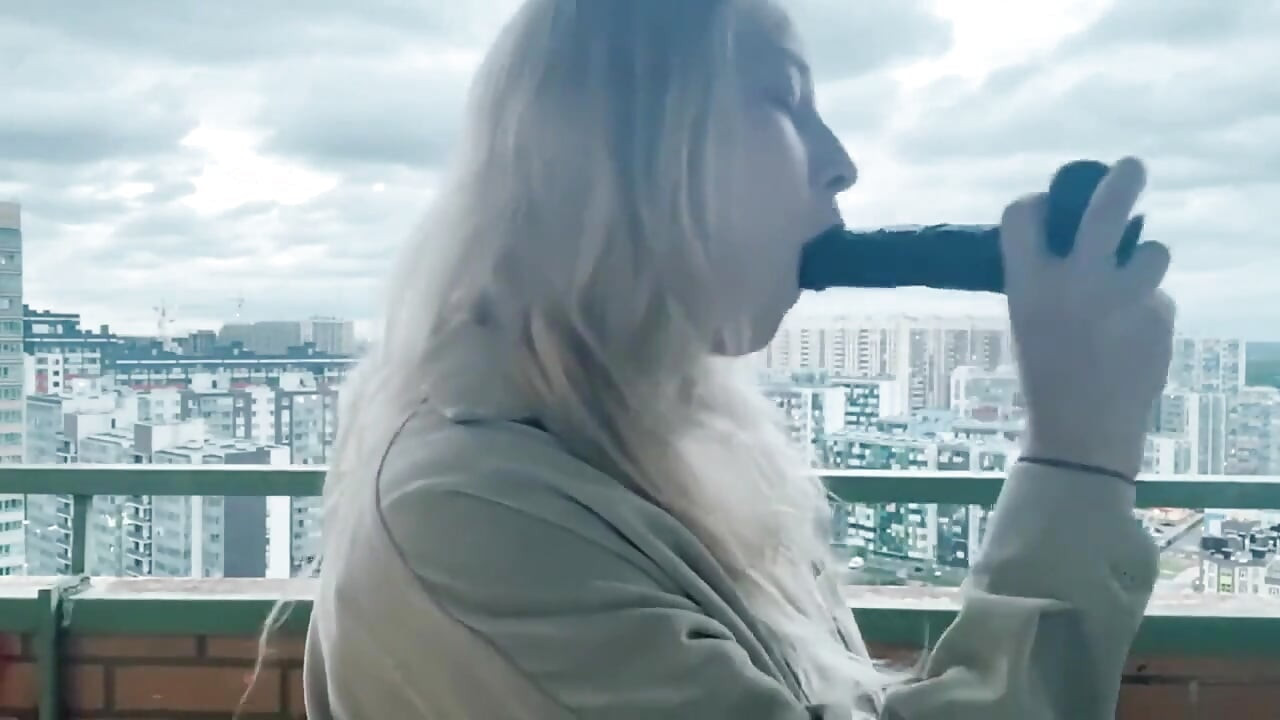 Handjob in the Entrance.