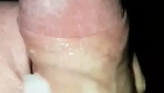 Mmmmhhh une bonne ejaculation matinale