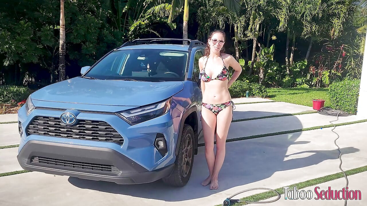 Naked Carwash with Hot Brunette MILF Amiee Cambridge
