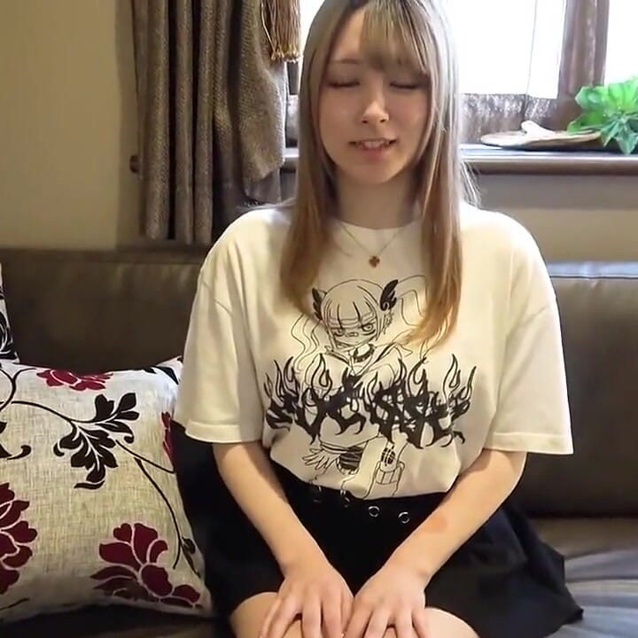 Trueamateur - cewek semok kulit putih berbagi buku hariannya yang kaya raya dan penuh gairah