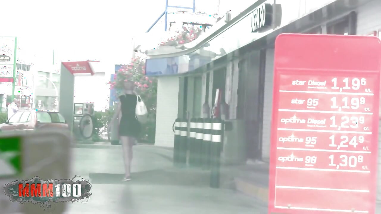 在海灘上與崇高的年輕西班牙處女郎蕾拉·布萊克（Layla Black）幹砲