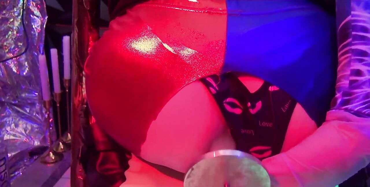Toypleasurexxx 蓝红屁股肛交