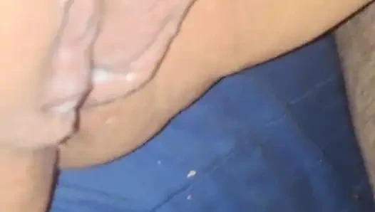 Azgın iri güzel kadın döllenmek istiyor