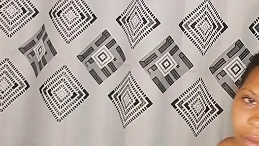 Massives squirting die nonne schreit lauter