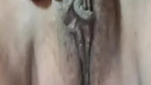 Gadis jomblo lagi asik fingering memek dan kenikmatannya