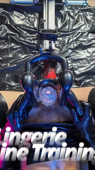 Latex Lingerie Fuckmachine Training
